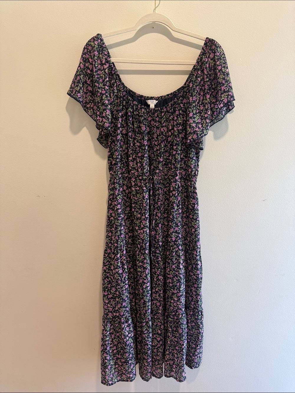 Floral Scoop Neck Midi Dress